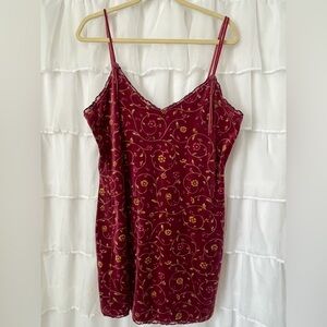 Victoria's Secret Velour Burgundy Lace Trim nightgown pajamas vintage 90’s